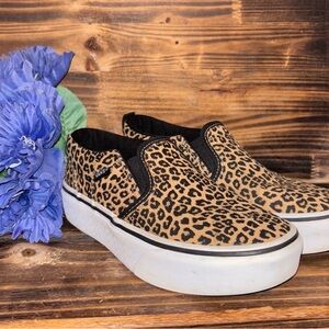 Vans Leopard Print Kids Shoes youth size 2 Good condition